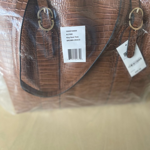 Alfani Tote in Brown crocodile - Picture 9 of 9